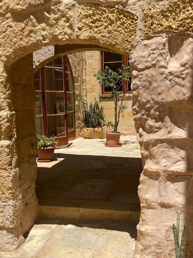 Farmhouse Razzett Cora Виктория Екстериор снимка
